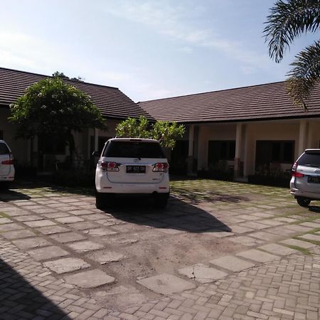 DeKa Homestay Mataram Buitenkant foto