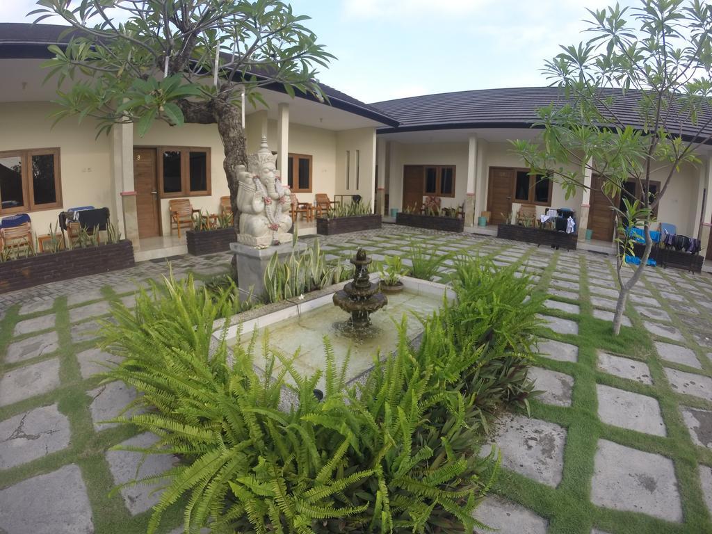 DeKa Homestay Mataram Buitenkant foto