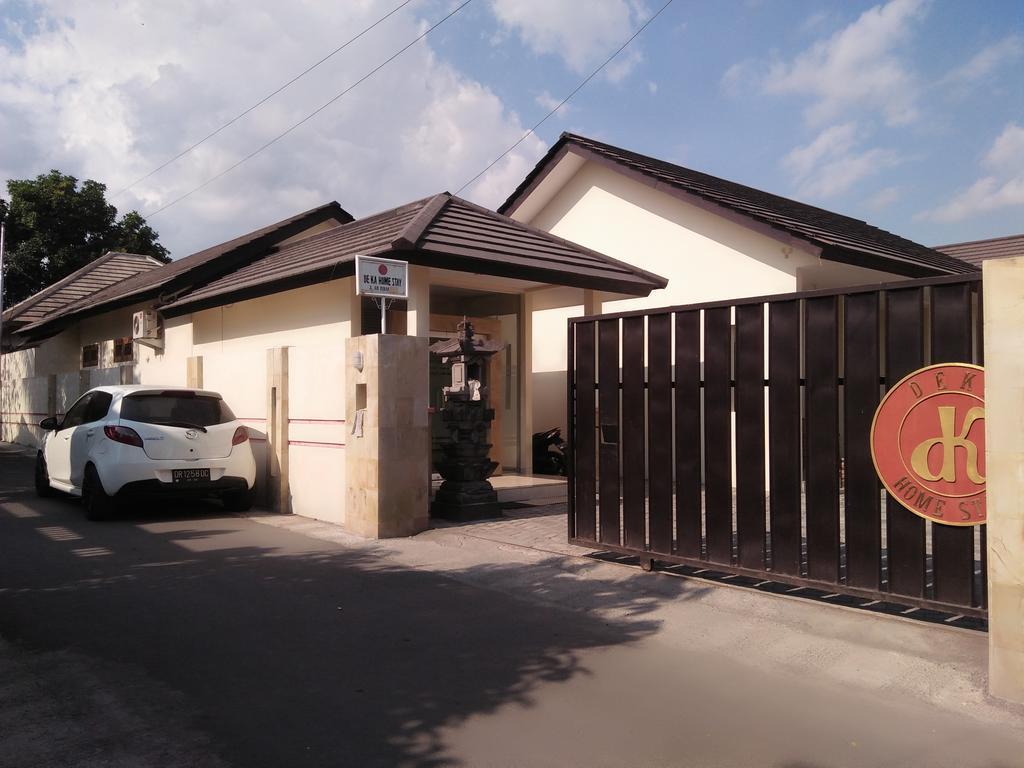 DeKa Homestay Mataram Buitenkant foto